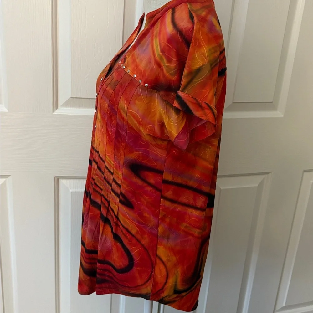 NWOT Cocomo Beautiful Multi-color Blouse Embellished w/Gold Studs & Buttons - M - Picture 10 of 17